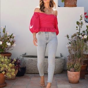 EXPRESS Off The Shoulder Puff Sleeve Top